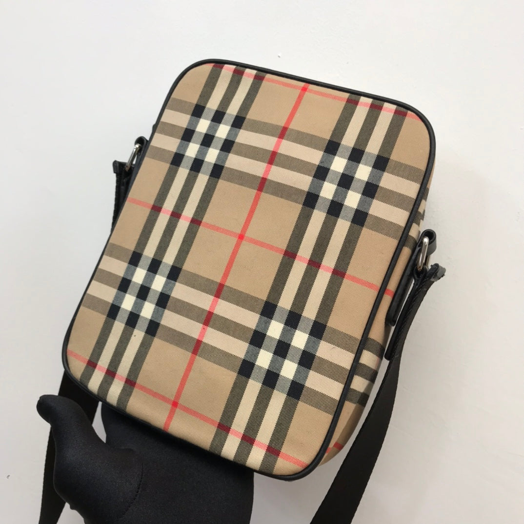 BB Vintage Check And Crossbody Bag For Men, Bags 8.7in/22cm