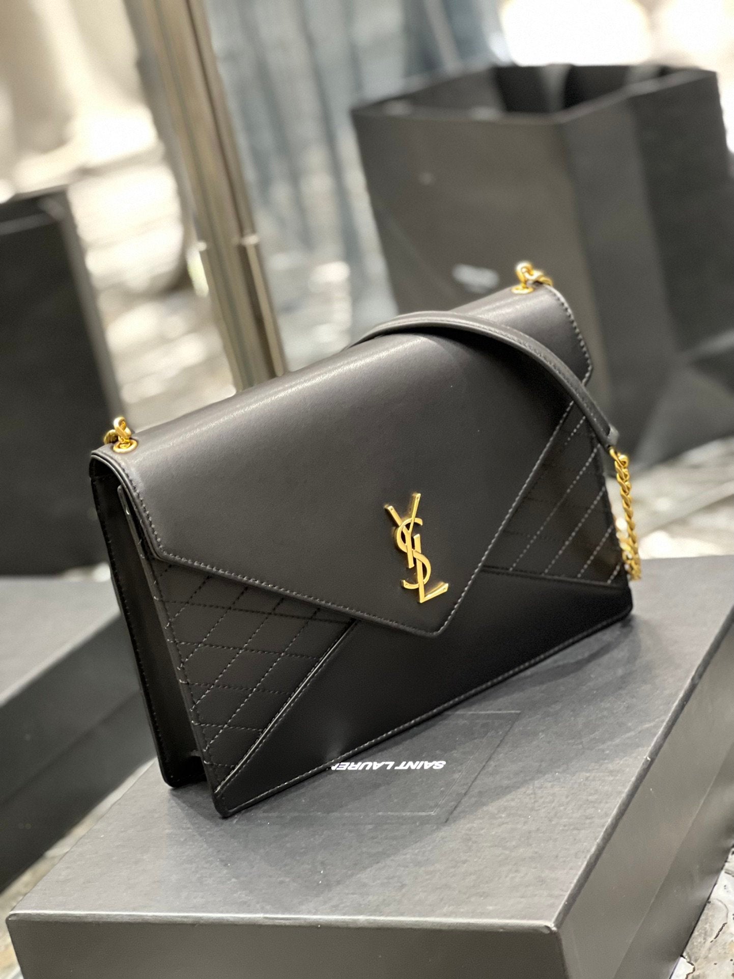 YSSL Gaby Chain Bag Black With Gold Hardware For Women 10.4in/27cm YSL 6688641EL071000