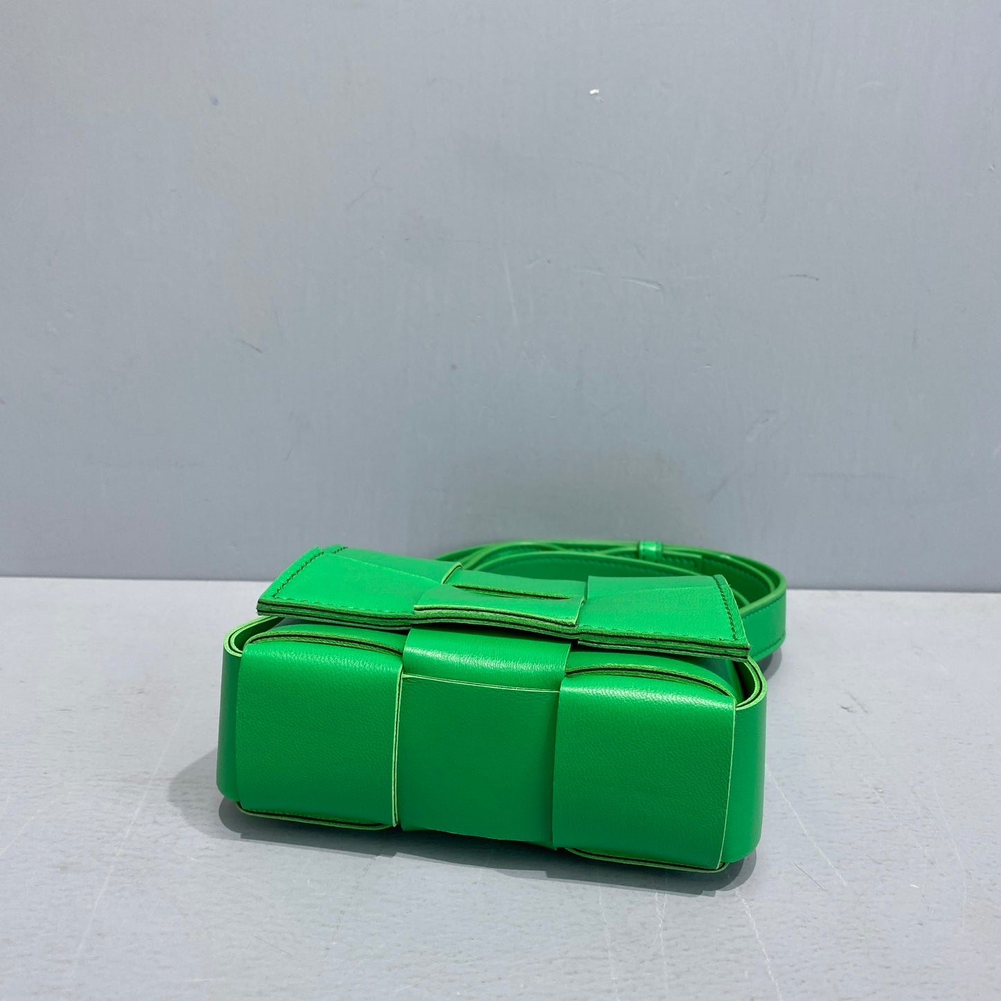 BV Candy Cassette Green, For Women, Bags 4.7in/12cm 666688VMAY13722