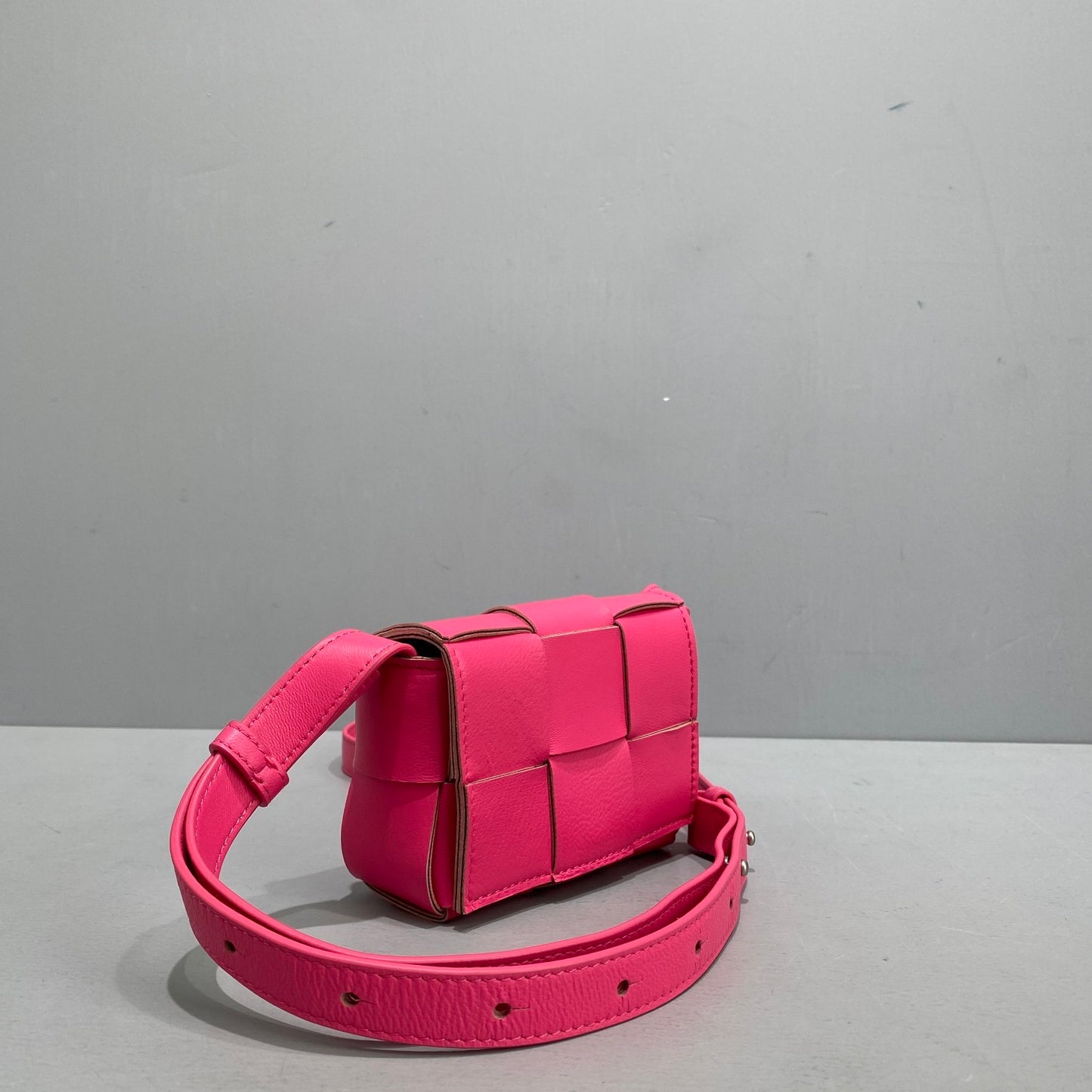 BV Candy Cassette Pink, For Women, Bags 4.7in/12cm 666688VMAY16419