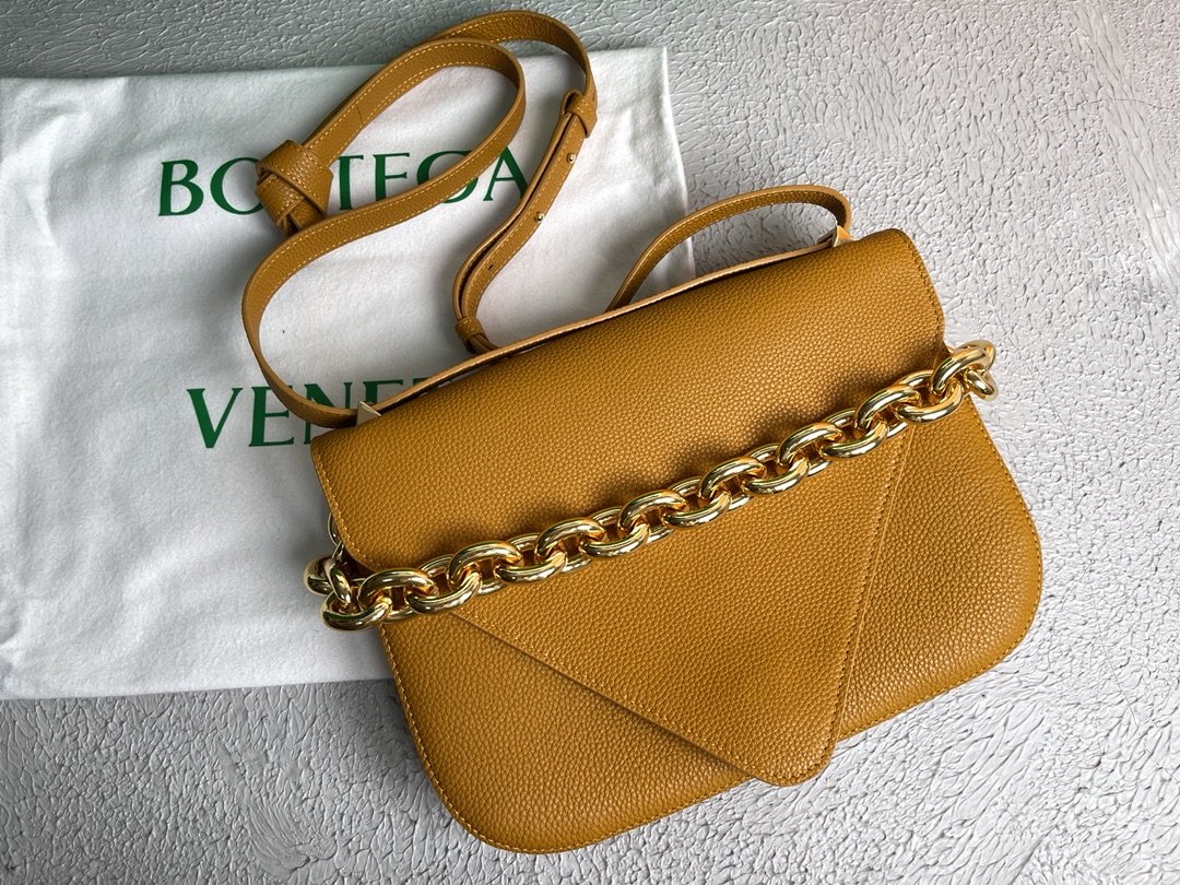 BV Mount Cob, For Women, Women’s Bags 10.6in/27cm 667398V12M07716