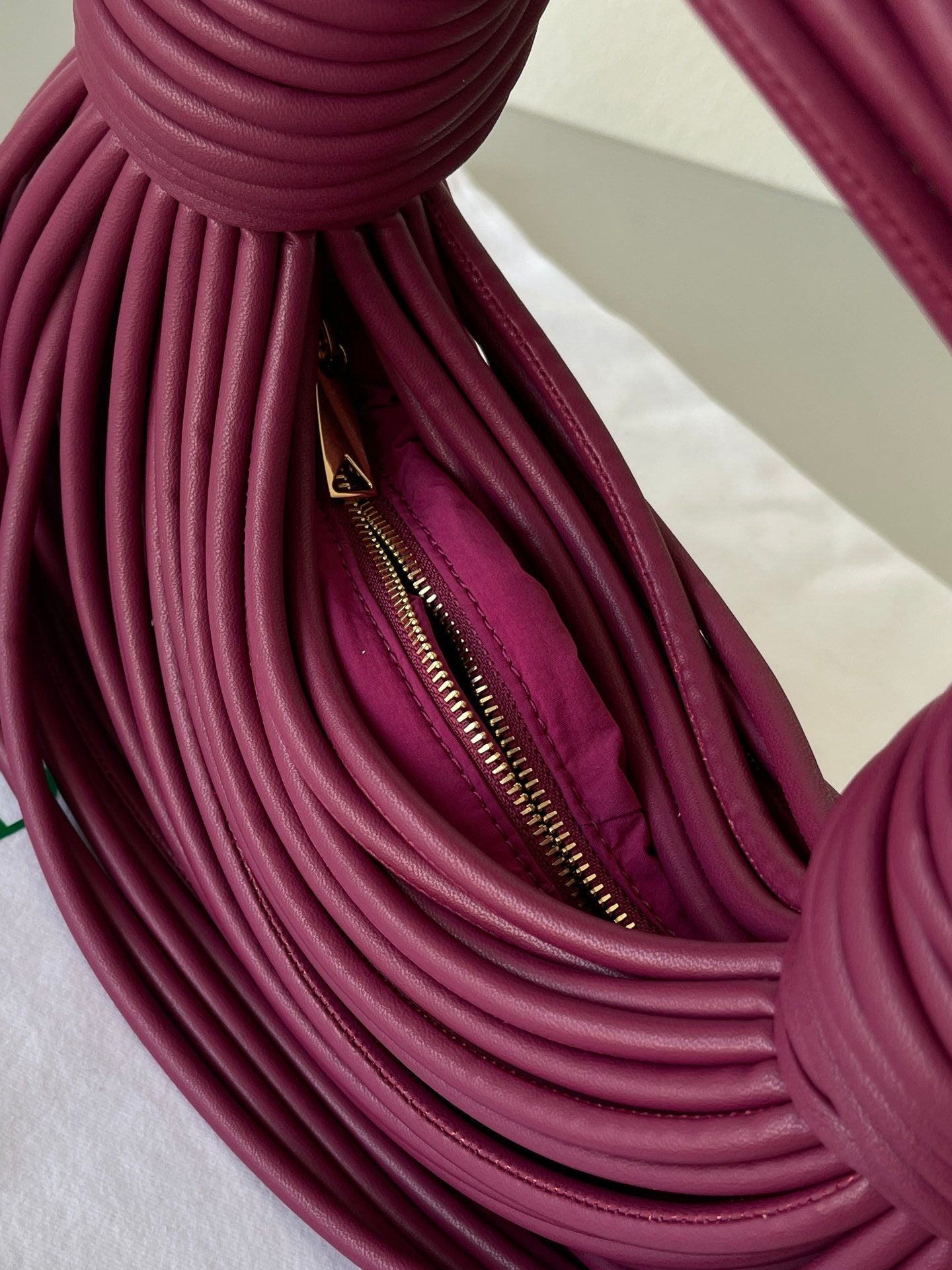 BV Double Knot Purple, For Women, Bags 9.8in/25cm