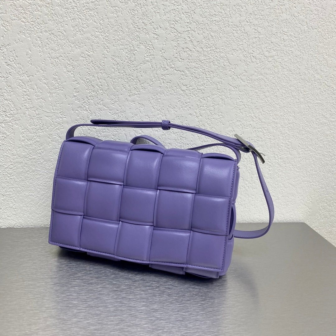 BV Padded Cassette Violet, For Women, Women’s Bags 10.2in/26cm