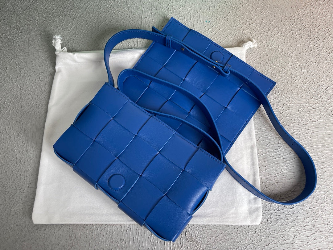 BV Cassette Blue, For Women, Women’s Bags 9.1in/23cm